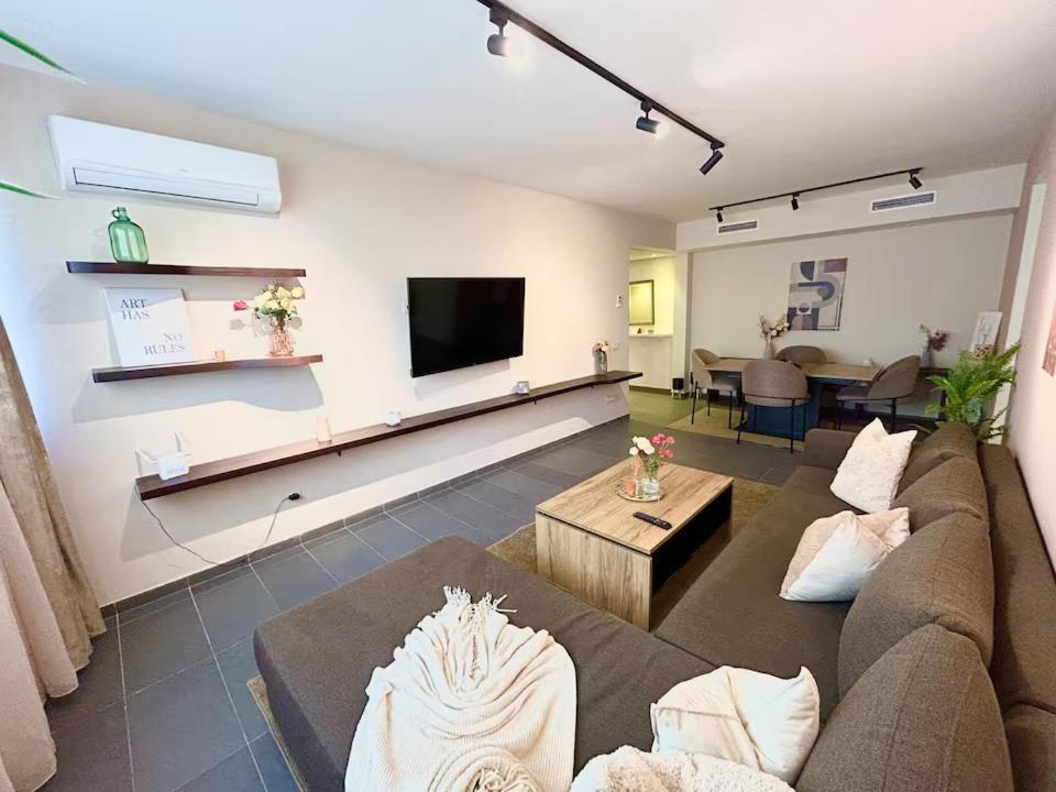 Charming 2 Bedrooms - Train Station Downtown Tangier Exterior photo